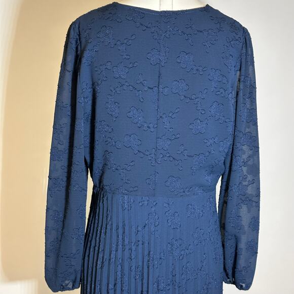 NWT Nanette Lepore Navy Blue Long Sleeve Bella Dobby Dress Pleats Womens Size 12 - Picture 9 of 12